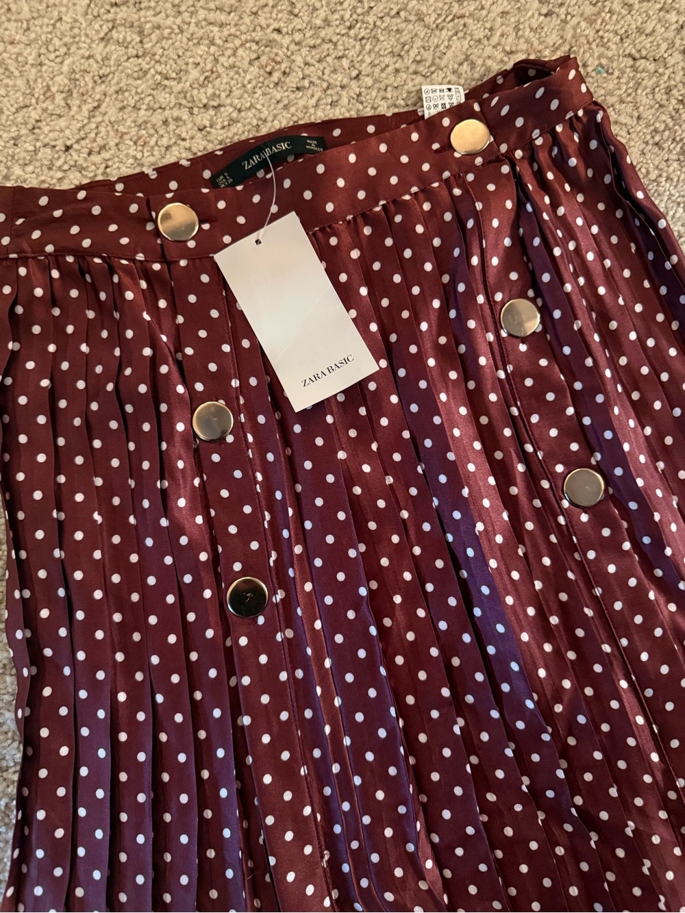 Zara Burgundy Polka Dot Pleated Midi Skirt with Gold Buttons - Picture 3 of 5
